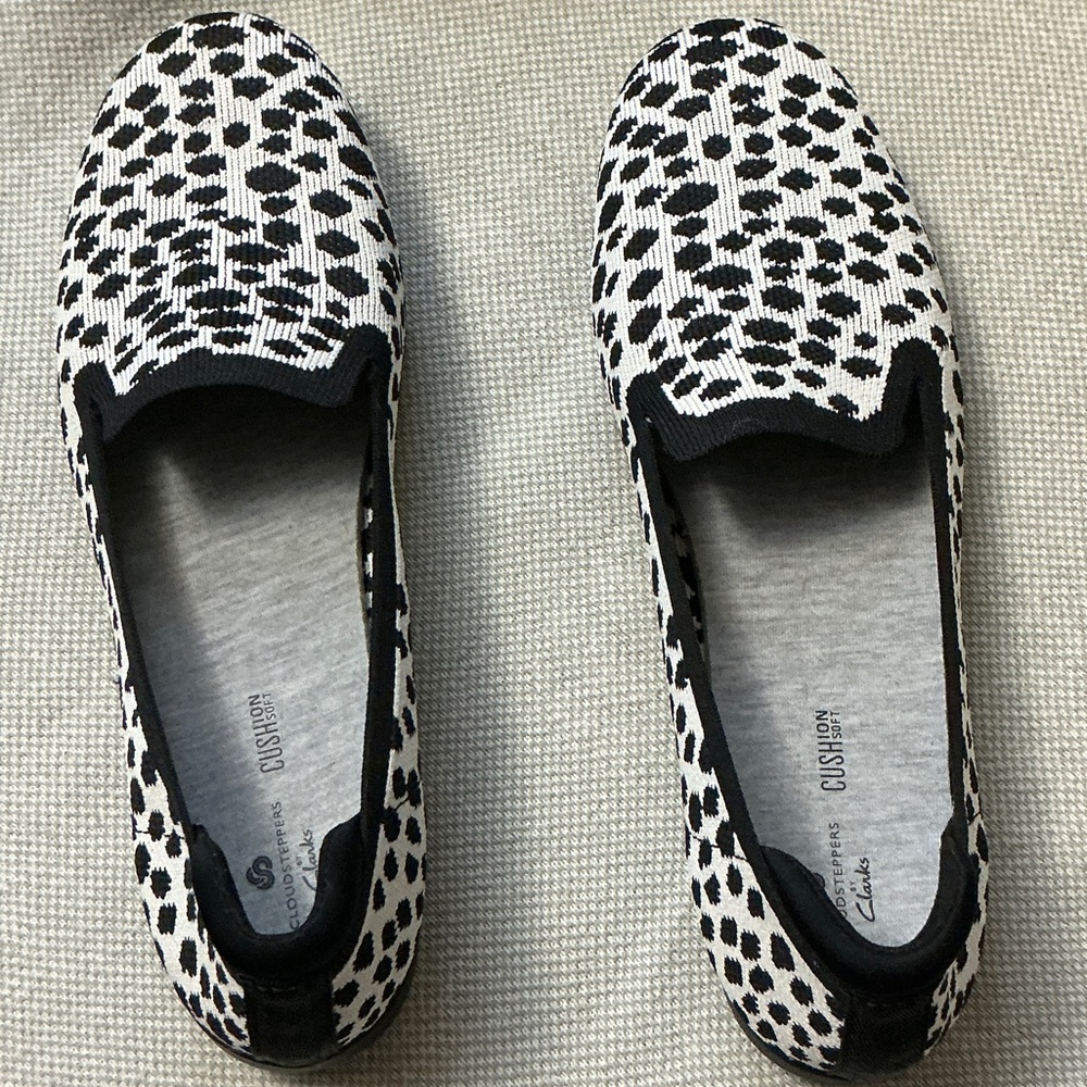 Clarks Carly Dream Women's Black and White Patterned Loafers